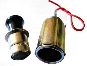 Zapalovač s objímkou /bez osvětlení/